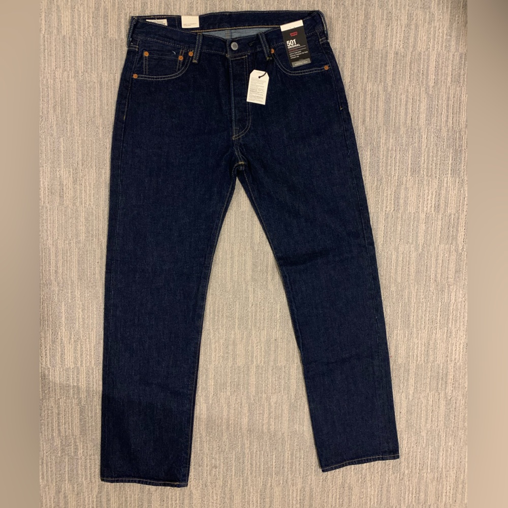 Levi’s 501 Original Fit Jean. 33/32.